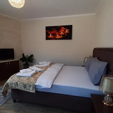 Prenociste-sobe My Place Motel